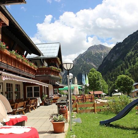 Alpenhotel Widderstein Mittelberg Buitenkant foto