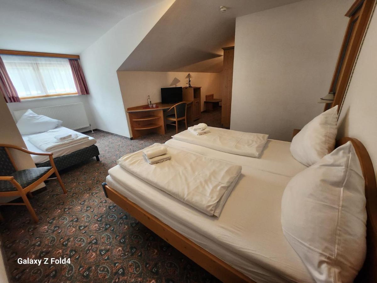 Alpenhotel Widderstein Mittelberg Buitenkant foto
