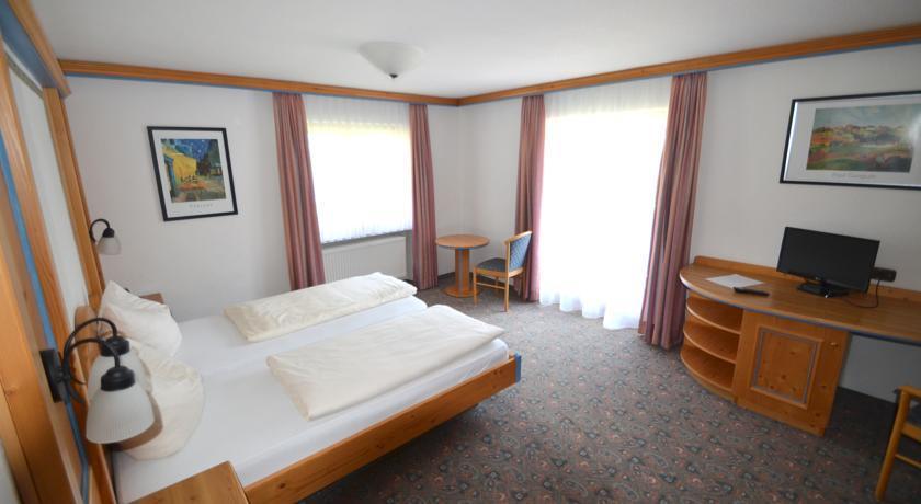 Alpenhotel Widderstein Mittelberg Buitenkant foto