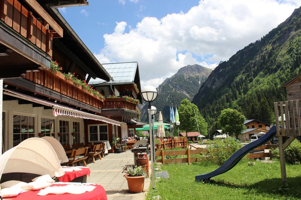 Alpenhotel Widderstein Mittelberg Buitenkant foto
