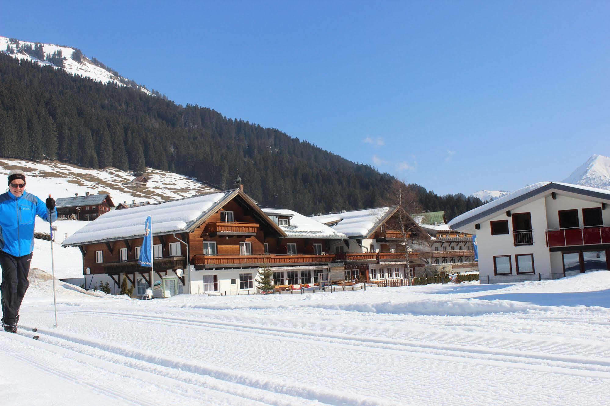 Alpenhotel Widderstein Mittelberg Buitenkant foto