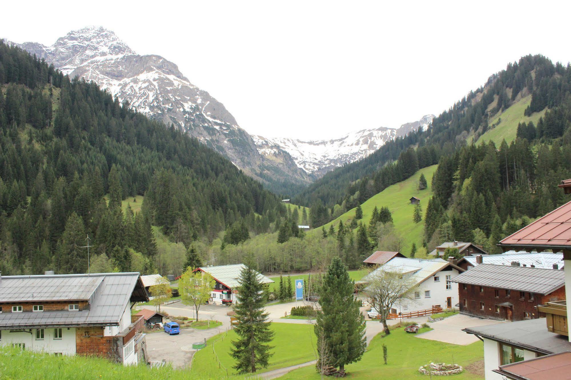 Alpenhotel Widderstein Mittelberg Buitenkant foto