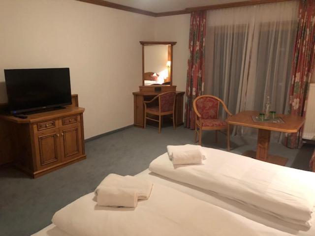 Alpenhotel Widderstein Mittelberg Buitenkant foto